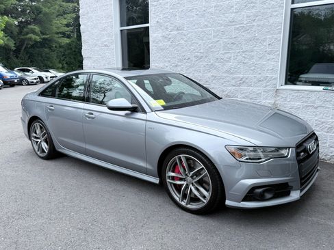 Used 2018 Audi S6 Premium Plus w/ S Sport Package AWD/4WD image 34
