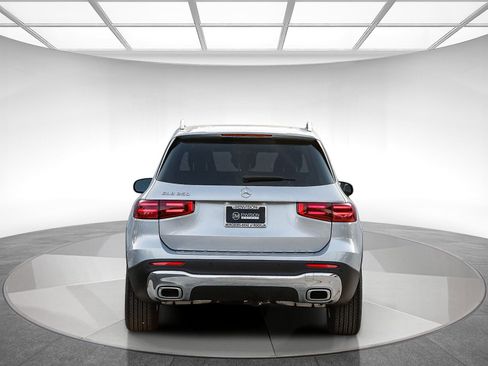 New 2026 Mercedes-Benz GLB 250 image 3