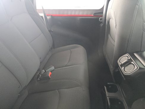 Used 2021 Jeep Wrangler Sport image 26