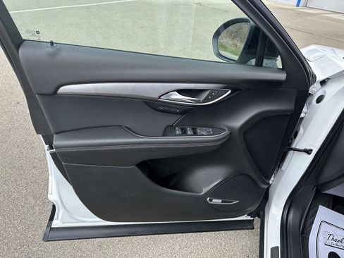 Used 2025 Buick Envision Sport Touring image 17