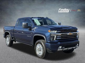 Used 2022 Chevrolet Silverado 2500 High Country w/ Z71 Off-Road Package video 1