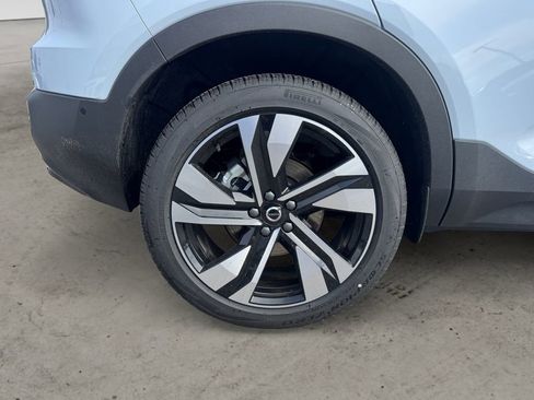 New 2026 Volvo XC40 B5 Ultra w/ Climate Package image 7