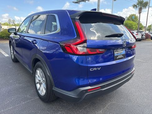 Used 2023 Honda CR-V EX-L image 5