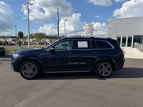 Used 2022 Mercedes-Benz GLS 450 4MATIC image 3