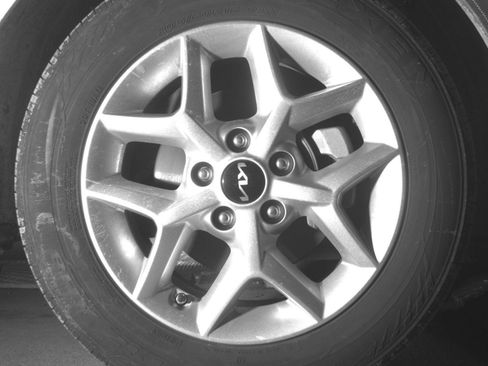 Used 2025 Kia Soul LX w/ LX Technology Package FWD image 16