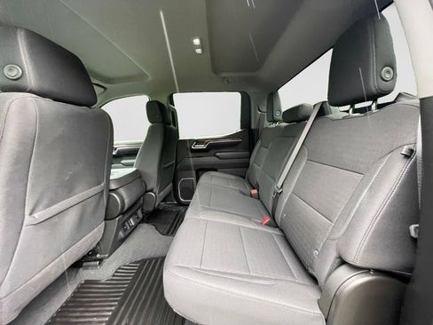 Certified 2025 Chevrolet Silverado 1500 LT AWD/4WD image 25