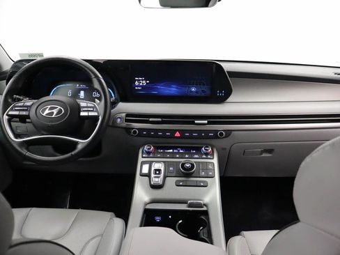 Used 2024 Hyundai Palisade SEL FWD image 13