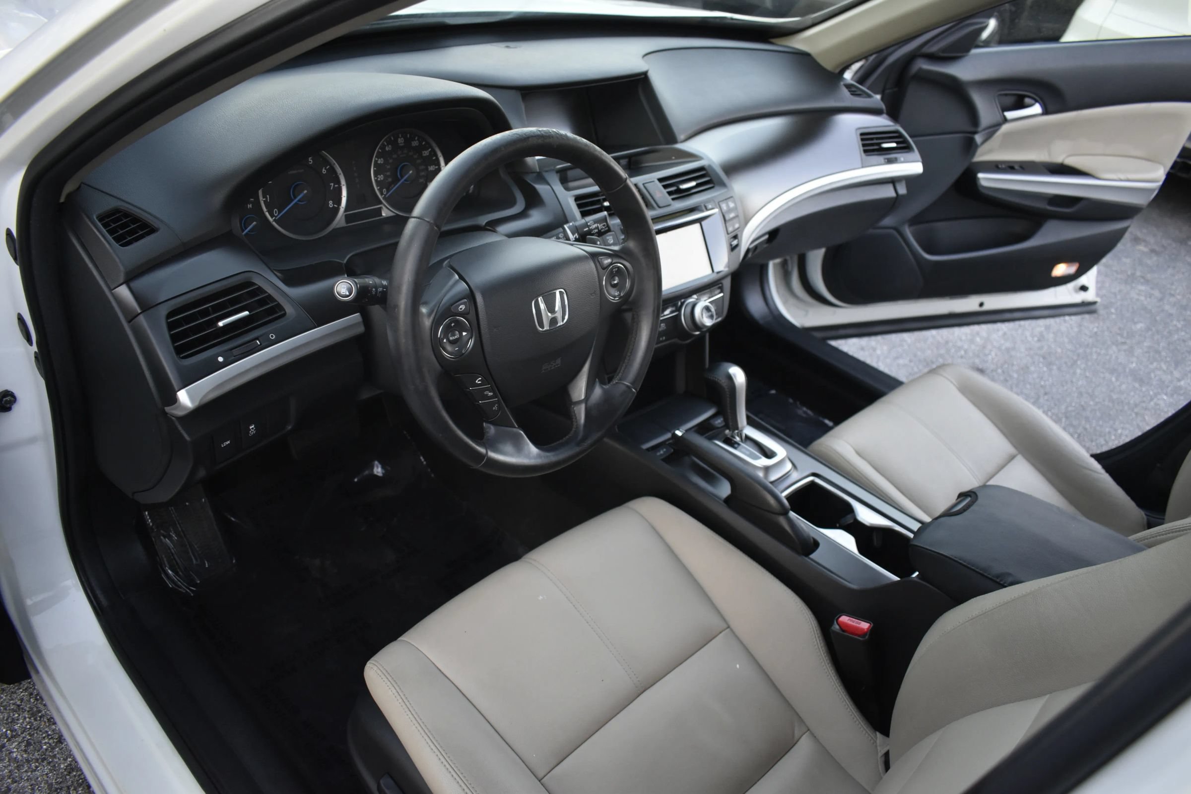 Used 2013 Honda Crosstour EX-L image 17