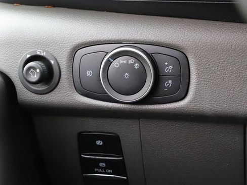 Used 2023 Ford Transit 350 XLT image 34