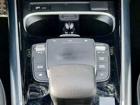 Certified 2023 Mercedes-Benz GLA 250 4MATIC image 23