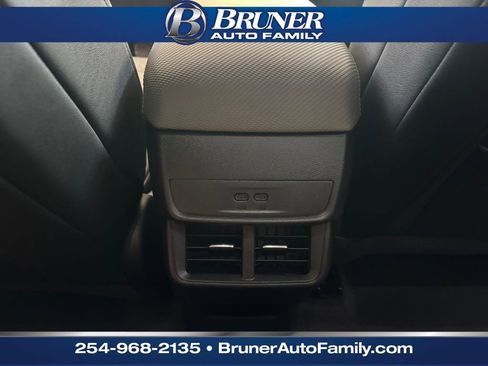 New 2026 Chevrolet Equinox LT w/ Convenience Package II image 19