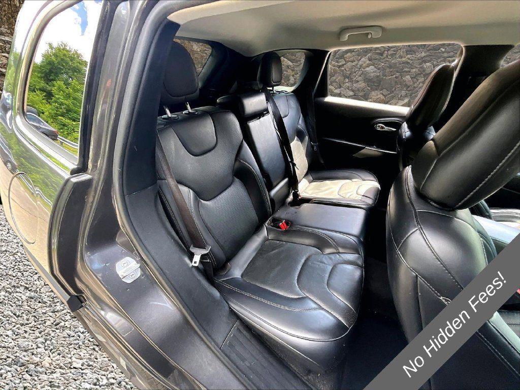 Used 2019 Jeep Cherokee Limited AWD/4WD image 24