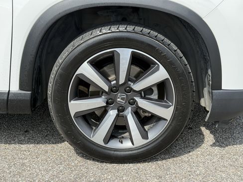 Used 2023 Honda Pilot Elite image 12