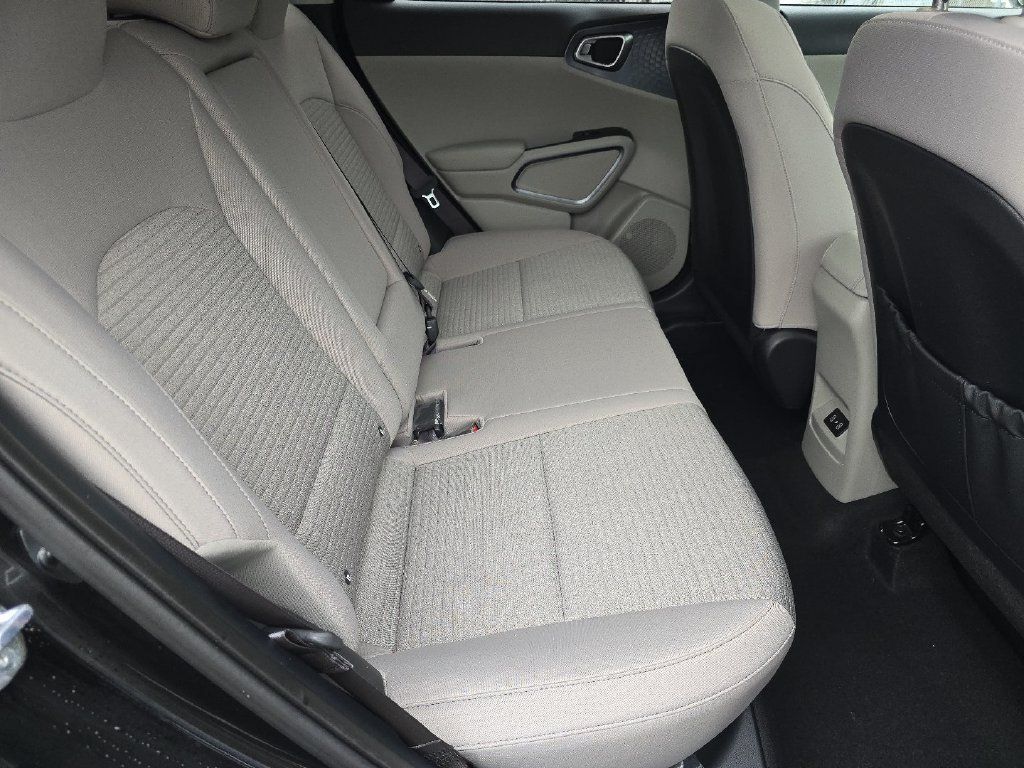 Used 2023 Kia Soul EX FWD image 18