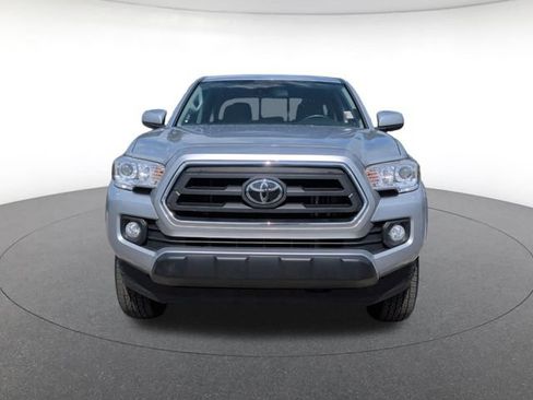Used 2022 Toyota Tacoma SR5 w/ SR5 Appearance Package (SM) RWD image 8