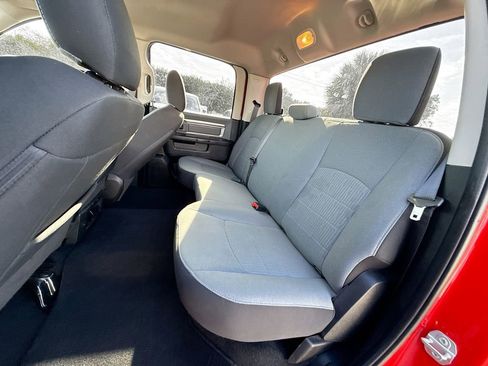 Used 2022 RAM 1500 Classic SLT image 26