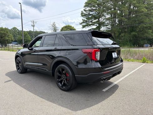 Used 2022 Ford Explorer ST w/ Equipment Group 401A AWD/4WD image 11