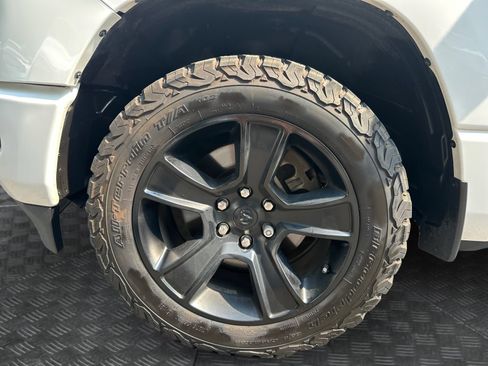 Used 2023 RAM 1500 Big Horn AWD/4WD image 16