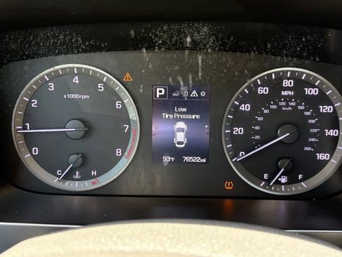 Used 2015 Hyundai Sonata SE w/ Option Group 09 FWD image 14