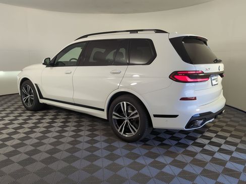 New 2026 BMW X7 xDrive40i w/ Executive Package image 3