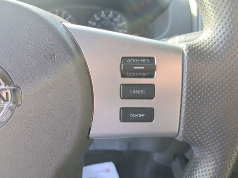 Used 2020 Nissan Frontier SV image 18