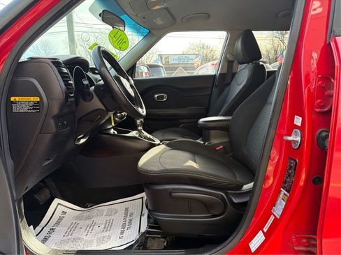 Used 2014 Kia Soul + image 19
