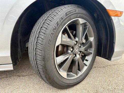Used 2024 Honda Odyssey Elite image 11