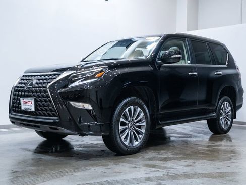 Used 2021 Lexus GX 460 Luxury image 3