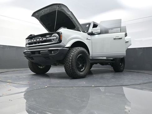 Used 2024 Ford Bronco Outer Banks image 37