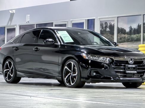Used 2022 Honda Accord Sport image 6