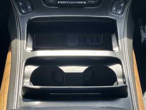 Used 2019 GMC Yukon Denali w/ Denali Ultimate Package AWD/4WD image 18