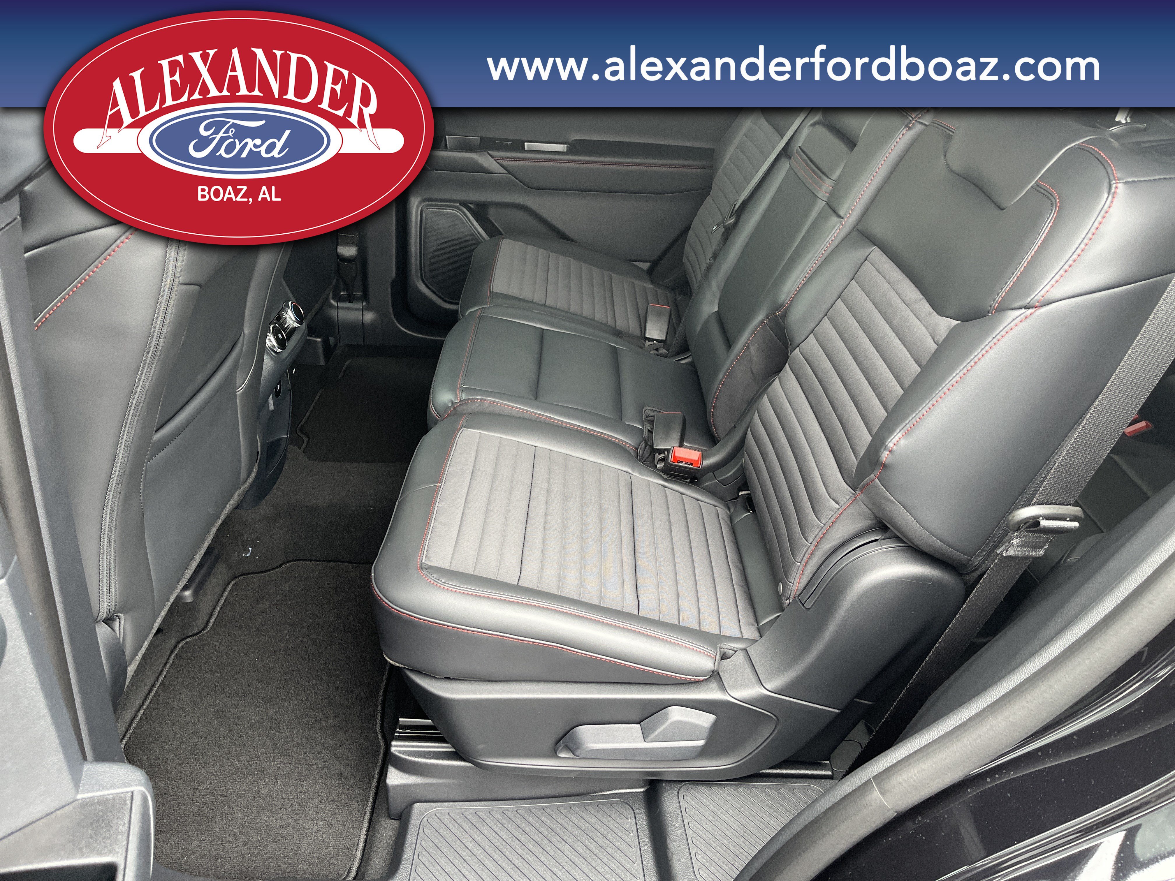 New 2026 Ford Explorer ST-Line RWD image 13