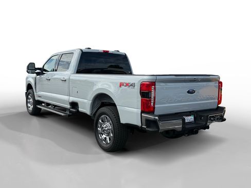 Certified 2025 Ford F350 Lariat w/ Chrome Package AWD/4WD image 3