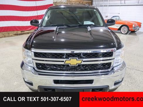 Used 2014 Chevrolet Silverado 2500 LTZ w/ LTZ Plus Package AWD/4WD image 2