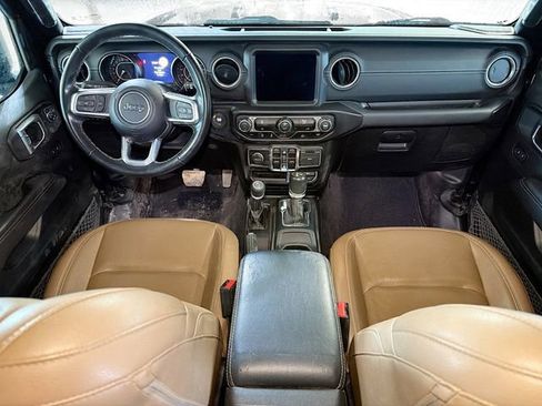 Used 2021 Jeep Wrangler Unlimited Sahara w/ Uconnect 4C Nav & Sound Group image 10