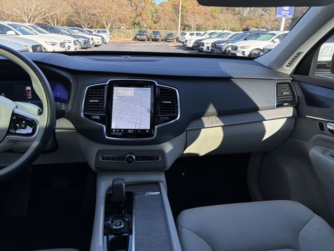 Certified 2023 Volvo XC90 B6 Plus w/ Protection Package Premier image 31