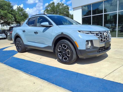 Used 2022 Hyundai Santa Cruz SEL w/ Activity Package image 2
