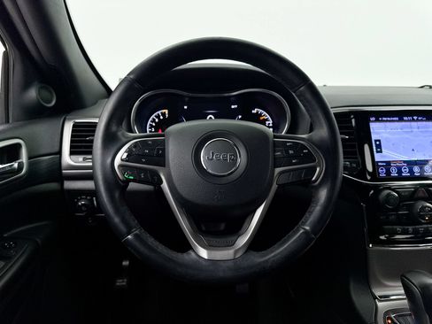 Used 2019 Jeep Grand Cherokee Altitude RWD image 5
