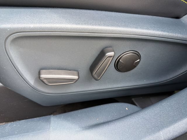 Used 2025 Ford Maverick Lobo AWD/4WD image 14