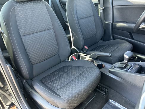 Certified 2023 Kia Rio LX image 9