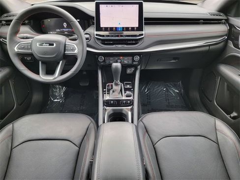 Certified 2024 Jeep Compass Trailhawk w/ Trailhawk Elite Group image 26