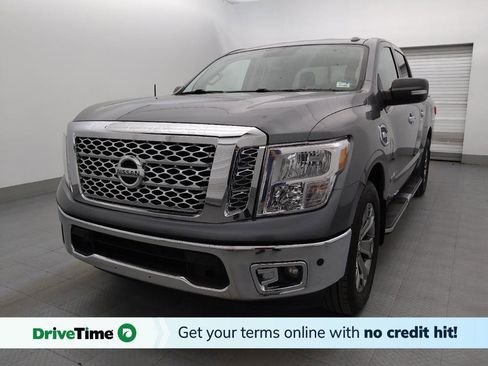 Used 2017 Nissan Titan SV RWD image 1