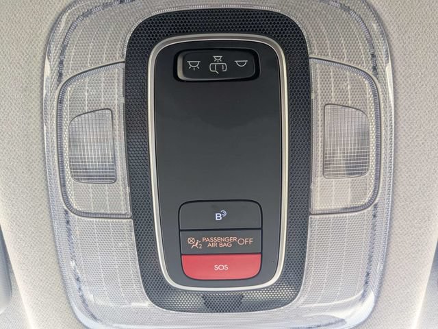 Used 2025 Hyundai Kona SEL AWD/4WD image 30