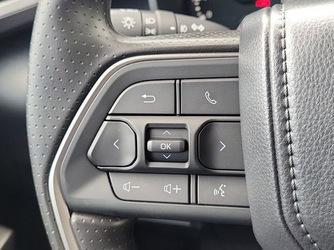 New 2026 Toyota Tundra SR5 w/ SR5 Convenience Package RWD image 9