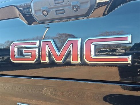 Used 2022 GMC Sierra 1500 Denali w/ Denali Reserve Package image 29