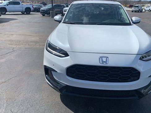 Used 2024 Honda HR-V EX-L image 5