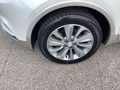 Used 2020 Buick Encore Preferred image 10