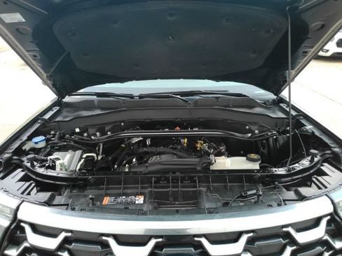 Used 2025 Ford Explorer Platinum w/ LUX Leather Package AWD/4WD image 56