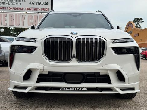 Used 2024 BMW ALPINA XB7 AWD/4WD image 4