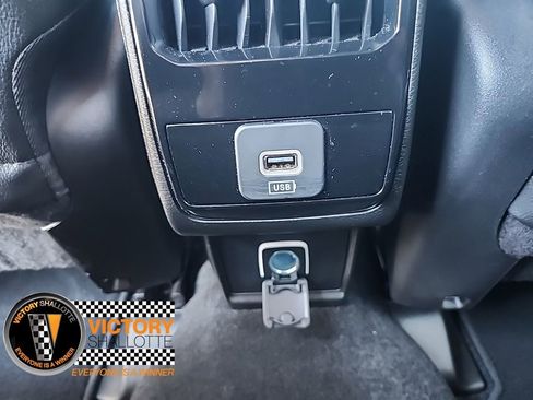 Certified 2025 Jeep Compass Limited image 4